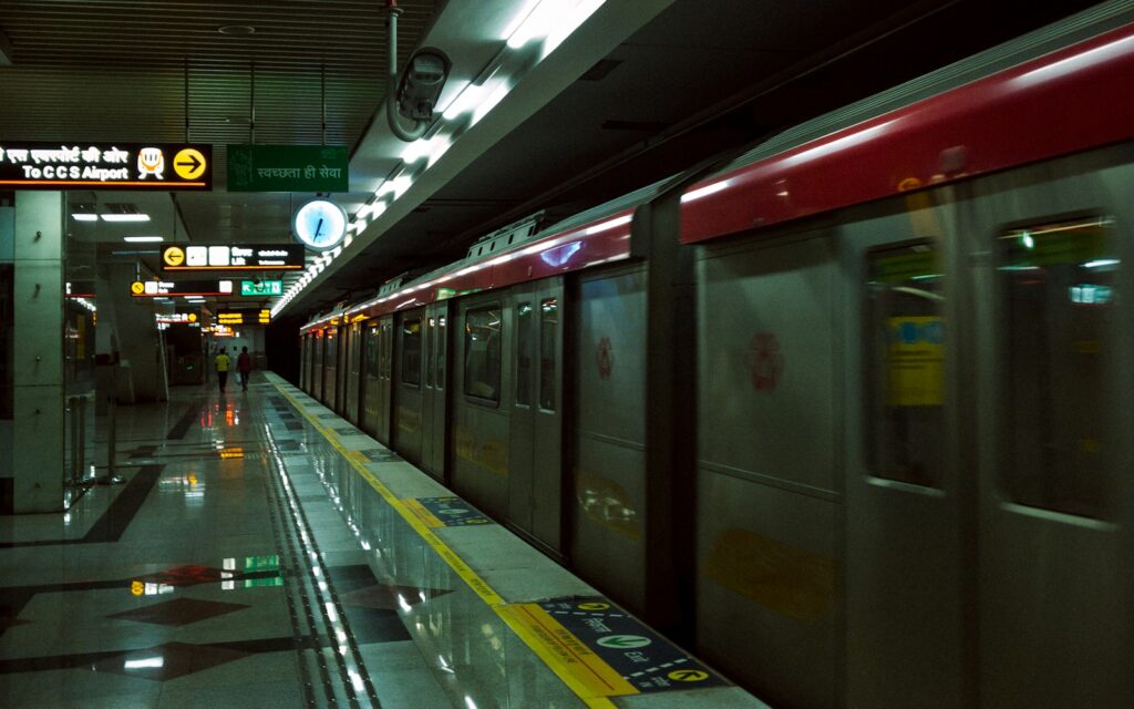metro advertising in Pune